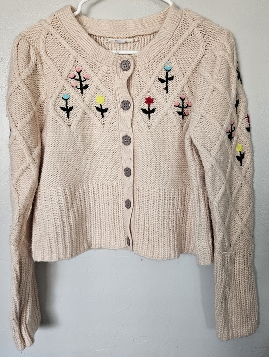 Kimchi Blue Sweaters - Kimchi Blue Cream Cable Knit Cardigan Embroidered Floral Button Up Women's Large